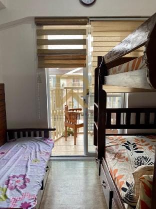 Condo unit with balcony •Free Parking&Pet friendly Vacation rental in Baguio