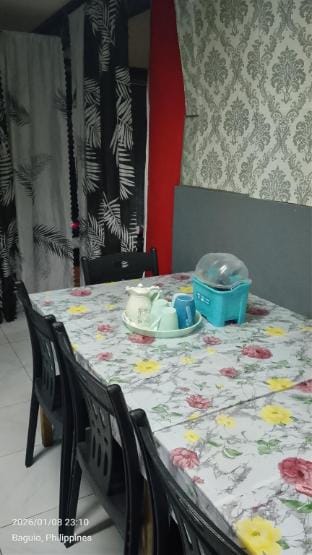Ingeritch Cabin Family Barkada Homestay Vacation rental in Baguio
