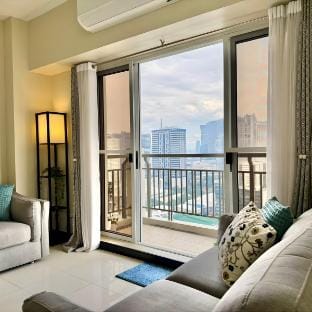 Sheridan Skyline by Easy Properties Vacation rental in Manila City