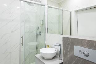 Golden Apartments Warsaw- Mennica Residence #2О4 Vacation rental in Warsaw