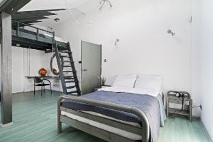 Urban Spa House  Jacuzzi, Sauna, Taras & Grill Vacation rental in Warsaw