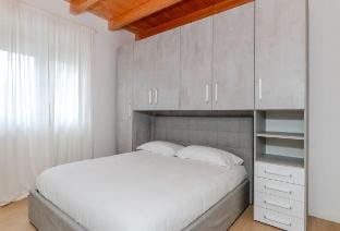 Deluxe two-room apartment a7 Vacation rental in Sesto San Giovanni