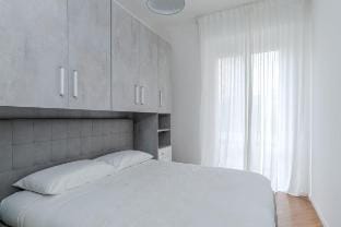 Classic two-room apartment a2 Vacation rental in Sesto San Giovanni
