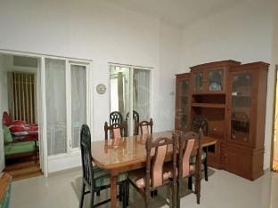 SR7 Vacation Home near Alun Alun Kota Batu Vacation rental in Batu