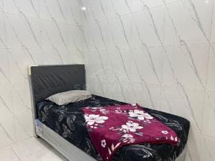 SR25 Vacation Home near Alun Alun Kota Batu Vacation rental in Batu