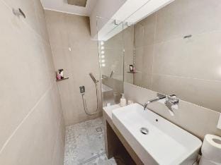 Minimal 2bd apartment in Thisio Vacation rental in Athens