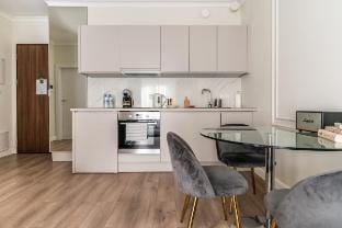 Golden Apartments Warsaw - Mennica Residence#201 Vacation rental in Warsaw