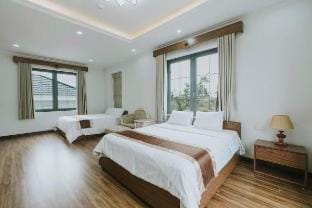 Villa 4Q - 7PN Tam Dao Golf Course Villa in Vietnam