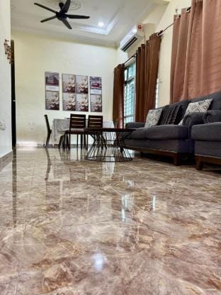 Homestay Selesa KPB Guest House Vacation rental in Terengganu, Malaysia
