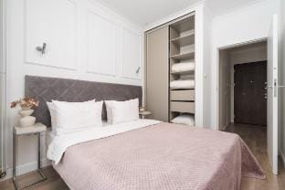 Golden Apartments Warsaw- Mennica Residence#273 Vacation rental in Warsaw