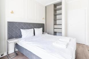 Golden Apartments Warsaw - Mennica Residence#253 Vacation rental in Warsaw