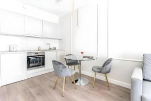 Golden Apartments Warsaw- Mennica Residence#222 Vacation rental in Warsaw