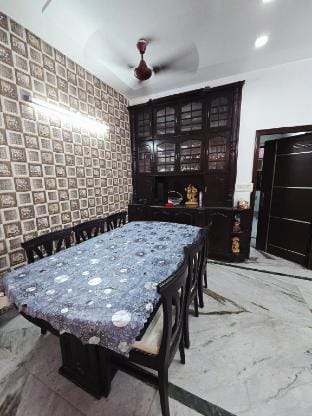 Homely Heaven - A Cozy Retreat, Just Like Home Vacation rental in New Delhi