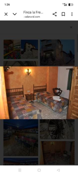 la murallita de Aroa Farm Stay in La Mancha