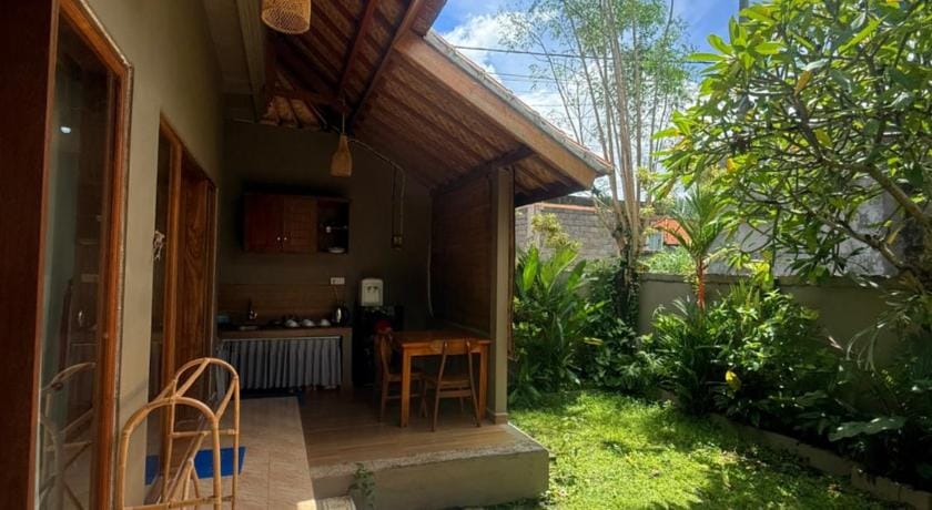 Private Room In Villa Near Ubud Monkey Forest Hotel in Abiansemal