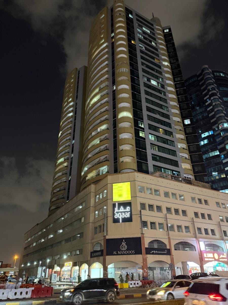 Room with sharing whasroom in ajman rashdiya 1 Vacation rental in Ajman