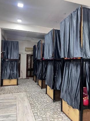 The Meru Paying Guest House Vacation rental in Varanasi