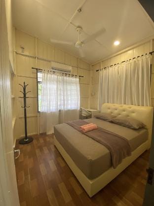 Kayu Lama Homestay (Padang Air Kuala Nerus) Vacation rental in Terengganu, Malaysia