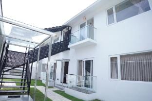Jacaranda Homestay Vacation rental in Tamil Nadu