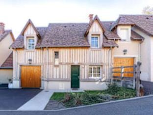 Rue de la Mare 6, 14800 Saint-Arnoult, France Hotel in Normandy