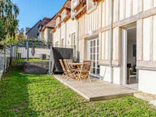 Rue de la Mare 6, 14800 Saint-Arnoult, France Hotel in Normandy
