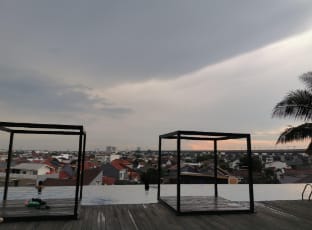 Grand Kamala Lagoon by BIG PROPERTY WHITE BOX Hotel in West Java