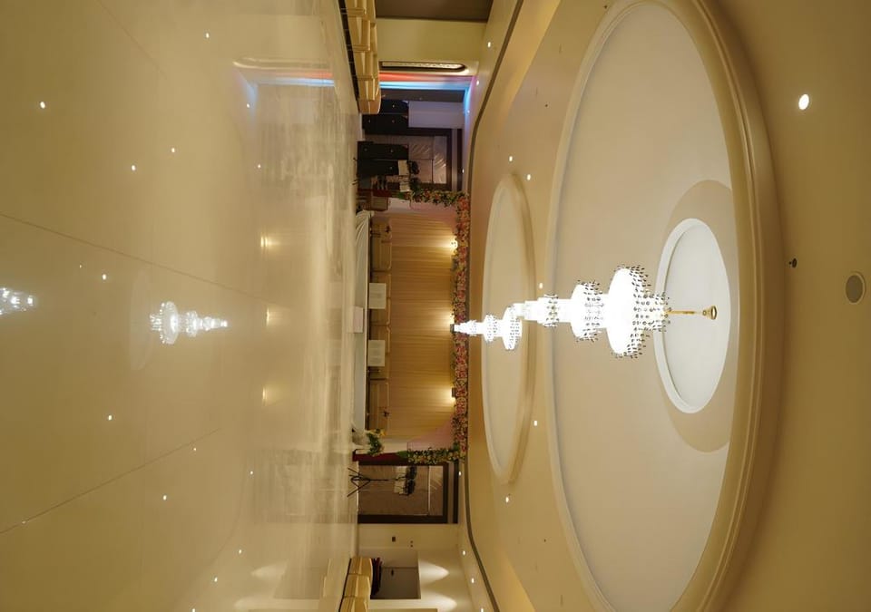 Hotel Royal Damyanti Palace (A Unit of Tiger Hospitailty Services) Hotel in India