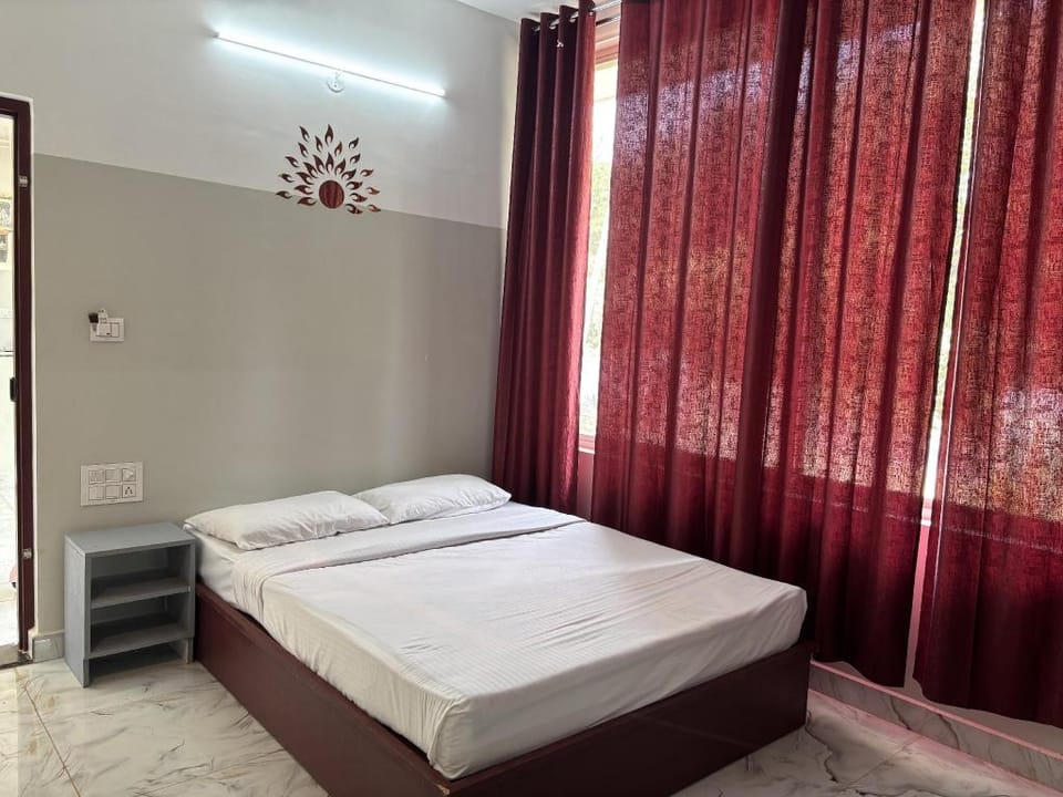 Twinkle Clouds Home Stay Hotel in Karnataka
