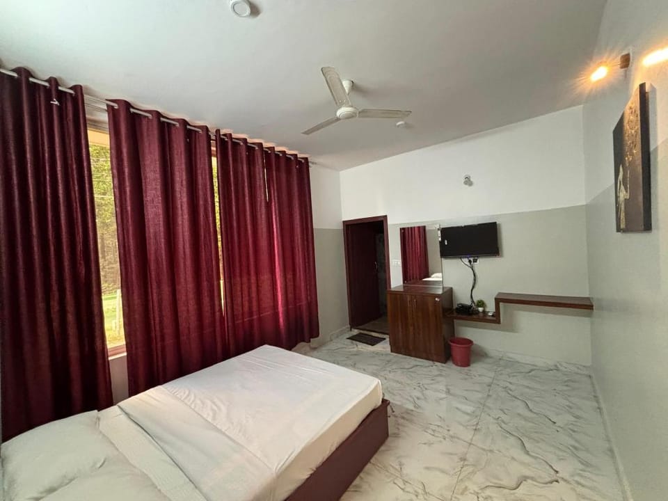 Twinkle Clouds Home Stay Hotel in Karnataka