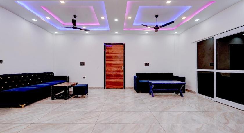 Hotel O Mount Stay Hotel in Delhi