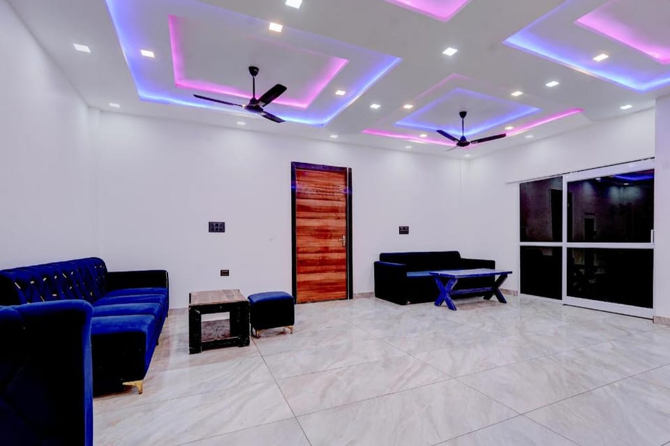 Hotel O Mount Stay Hotel in Delhi