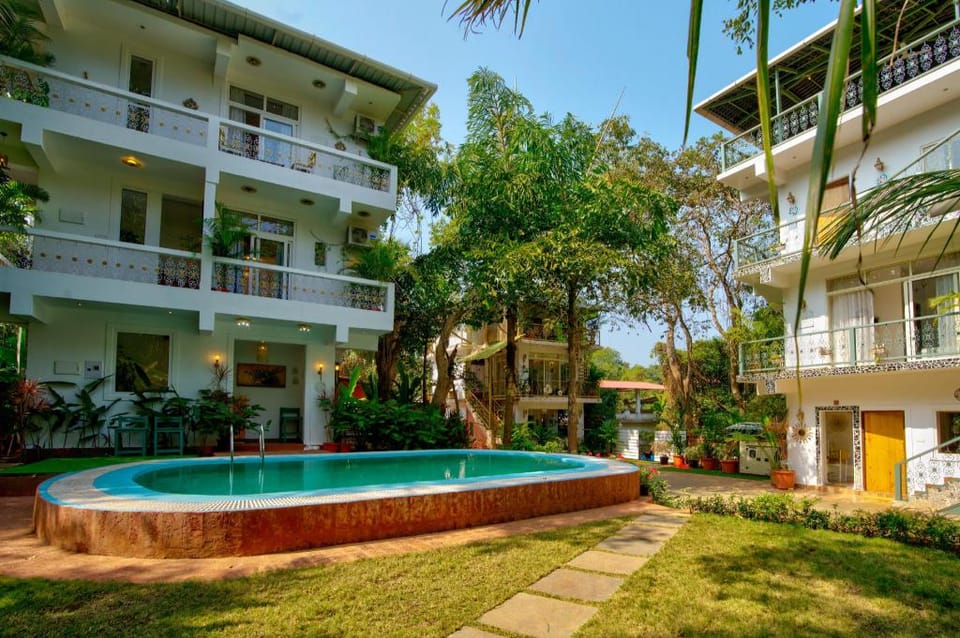 House of Anjuna 3BR Studio with Pool by Homeyhuts Hotel in Baga