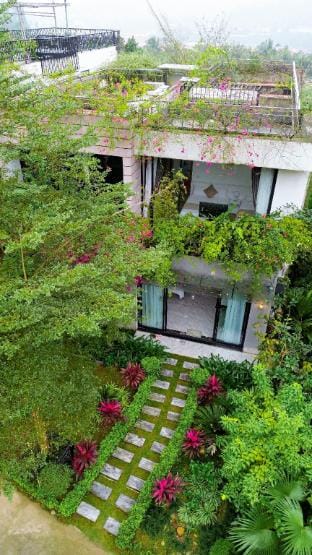 Luxury Mountain View 3BR Villa | Pool | 10ppl Villa in Vietnam