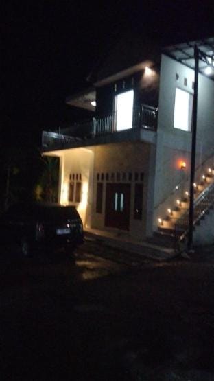 Luxury yogjakarta vila  Villa in Yogyakarta