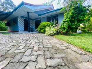 Clover Villa - Midigama Villa in Southern Province