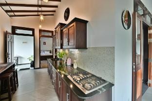 Mansion View |Rose Petals Villa in Southern Province