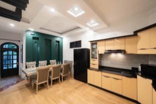 Luxury 4BR Mini Villa for 8 Guests Villa in Ho Chi Minh City