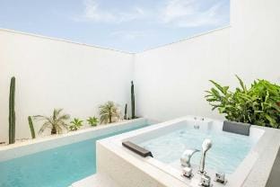 NEW! Twin Villas with Cinema - 6 Min to Pandawa Be Villa in Bali