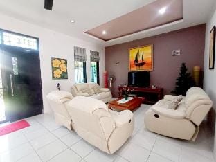 Lovely 2 stories house at Jimbaran Vacation rental in Bali