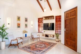 Villa Amarante | Private Pool, Lawn and Theater Villa in Benaulim