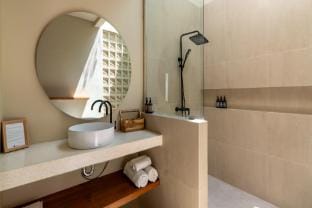 Casa Wayan Bingin Villa in Bali