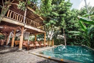 5BR INSPIRIT UBUD Unique Eco Villa by Rice Field Villa in Abiansemal