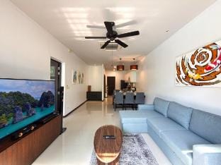Onyx Villa 2 bd Nai Harn Beach by Mill Villa in Rawai