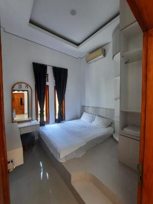 Luxury yogyakarta vila  Villa in Yogyakarta