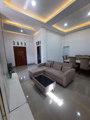 Luxury yogyakarta vila  Villa in Yogyakarta