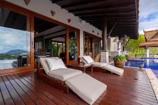Royal Legacy Villa With Private Golf Course Villa in Rawai