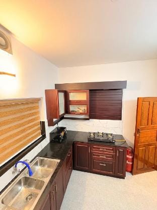 Edapally Family 2BR Apartment | Near Metro Villa in Kochi