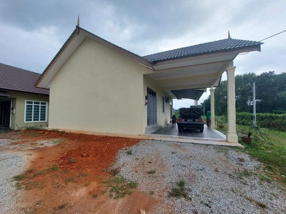 Homestay Selesa KBB Guest House Vacation rental in Terengganu, Malaysia