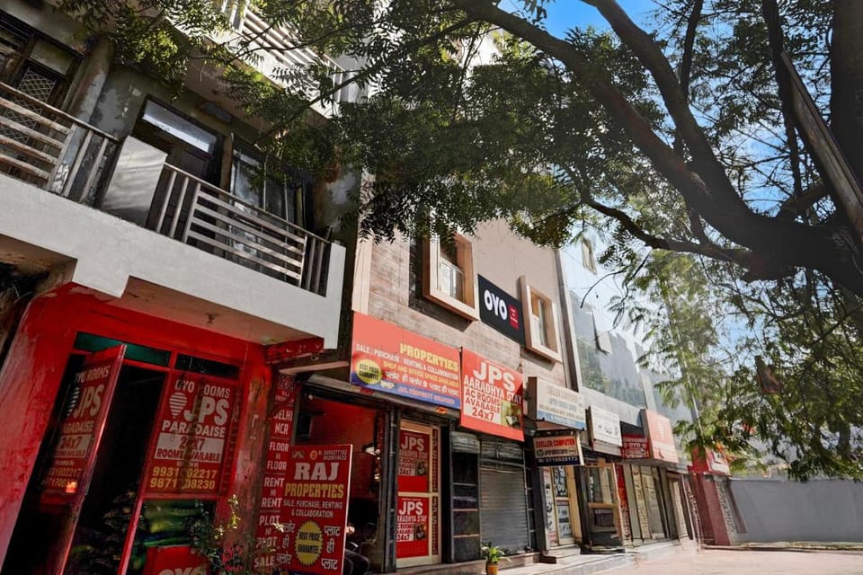 Hotel O JPS Aaradhya stay Hotel in Delhi
