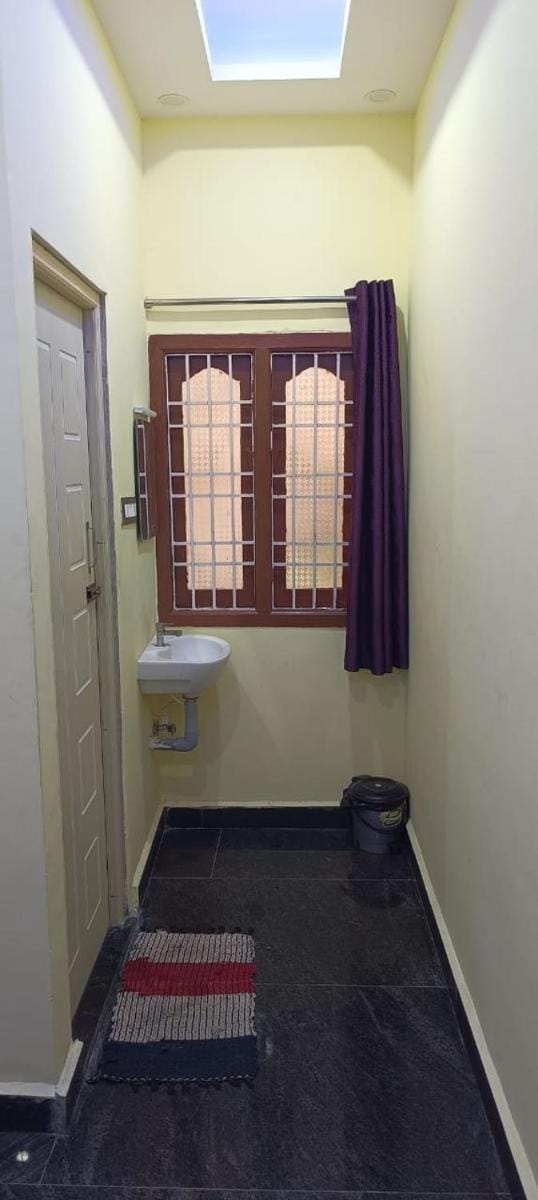 Sivakumar paradise Bed and Breakfast in Tamil Nadu